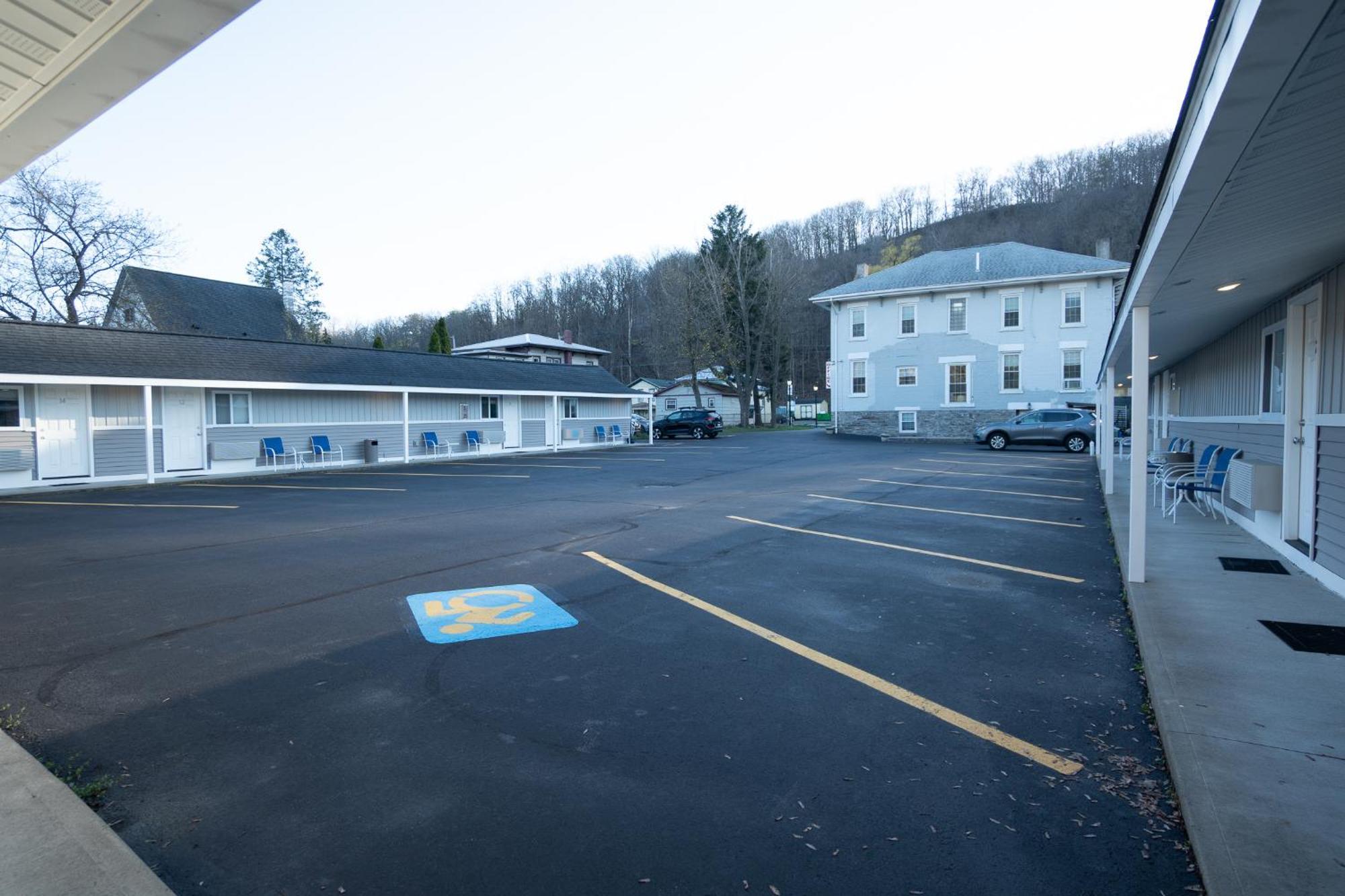 Watkins Motel Watkins Glen Buitenkant foto
